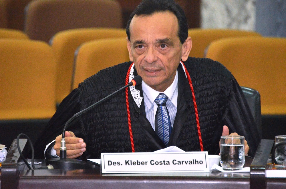 Resultado de imagem para kleber carvalho