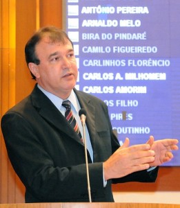 Deputado-Carlinhos-Amorim