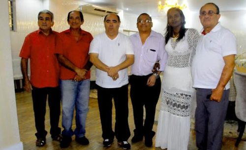 Astro de Ogum com a diretora de comunicação da Câmara, Itamargarethe Correia Lima, jornalista Djalma Rodrigues e membros da diretoria do Sindicato de radialistas.