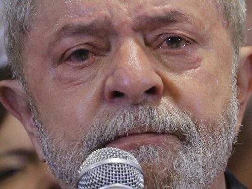 lula-chora1